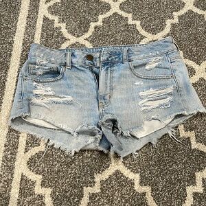Distressed Shorts AE